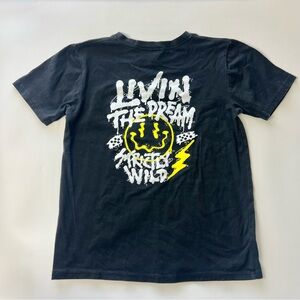 Youth Medium Livin the Dream Happy Face Shirt Strictly Wild